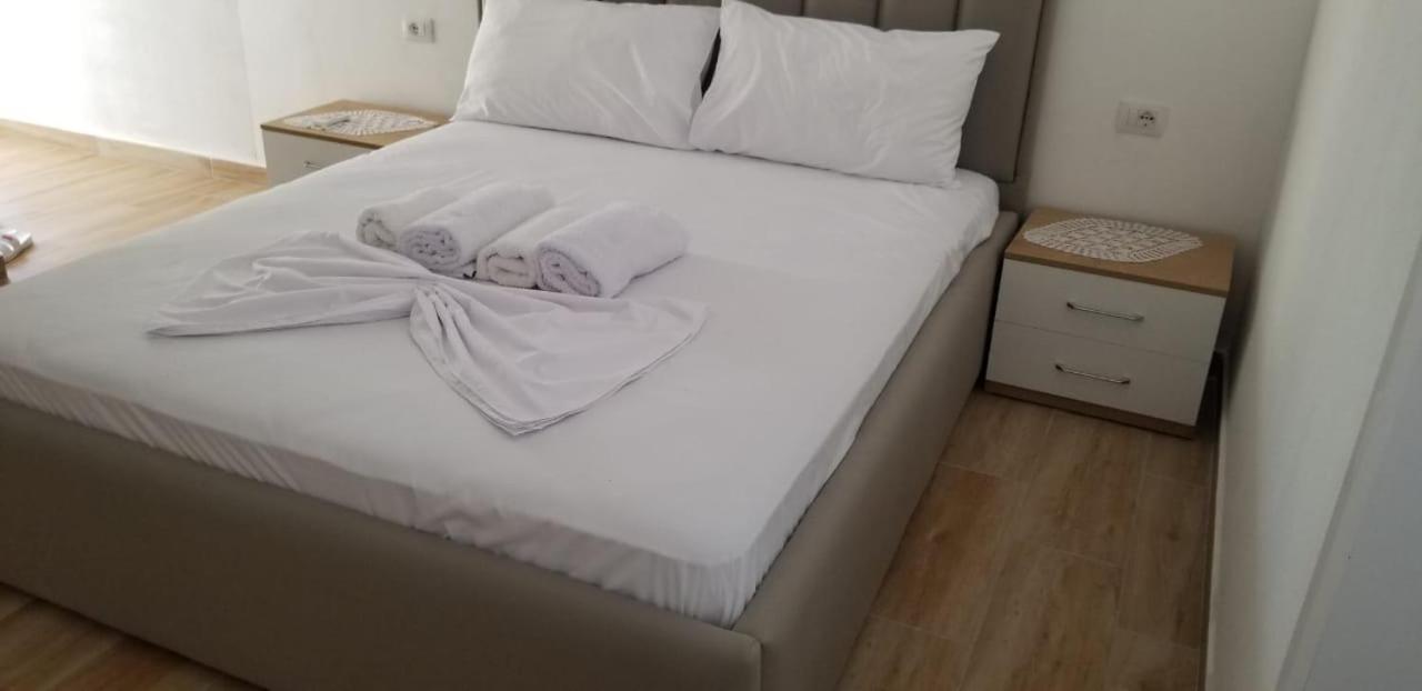 Vila Sita Vlorë Esterno foto